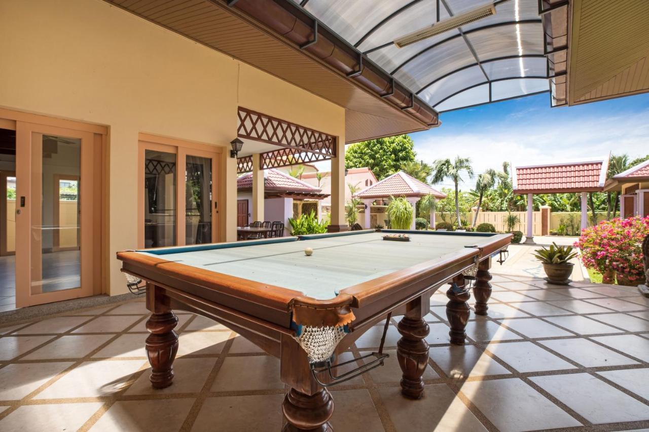 Beautiful 5Br Villa Felicity, Pool & Garden, Near Naiharn Rawai Exterior photo