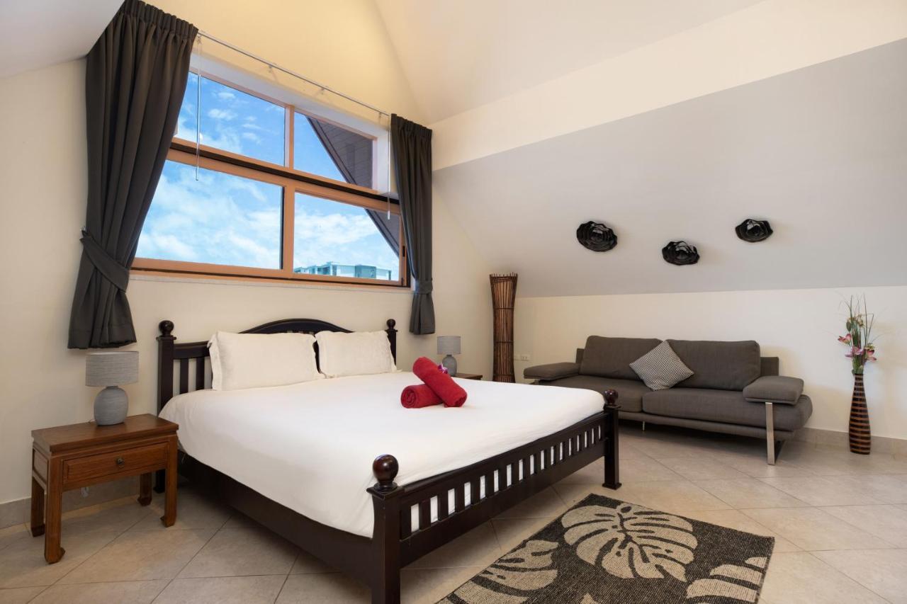 Beautiful 5Br Villa Felicity, Pool & Garden, Near Naiharn Rawai Exterior photo